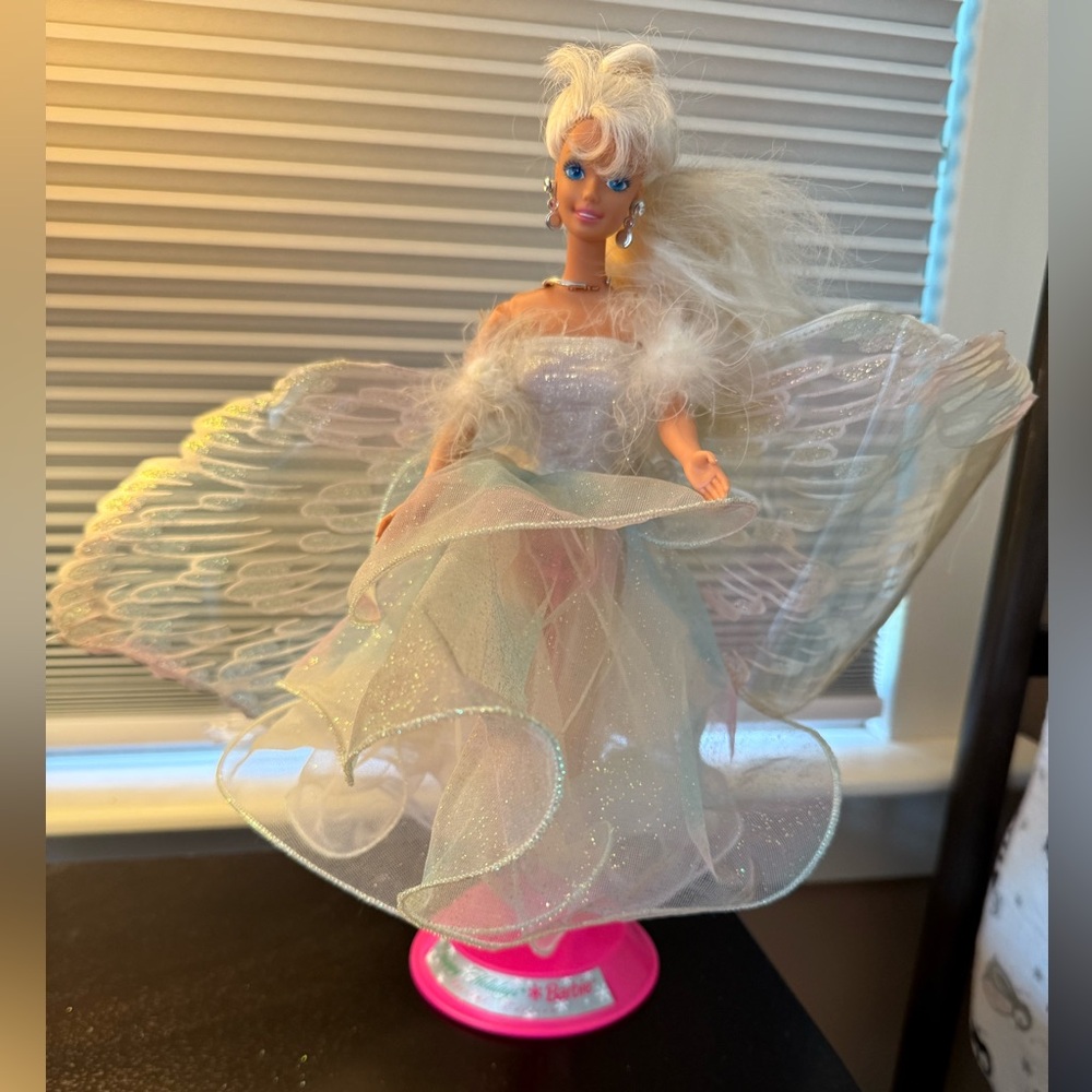 ANGEL PRINCESS BARBIE "Flying" DOLL w Glittery Gown & WINGS 1998